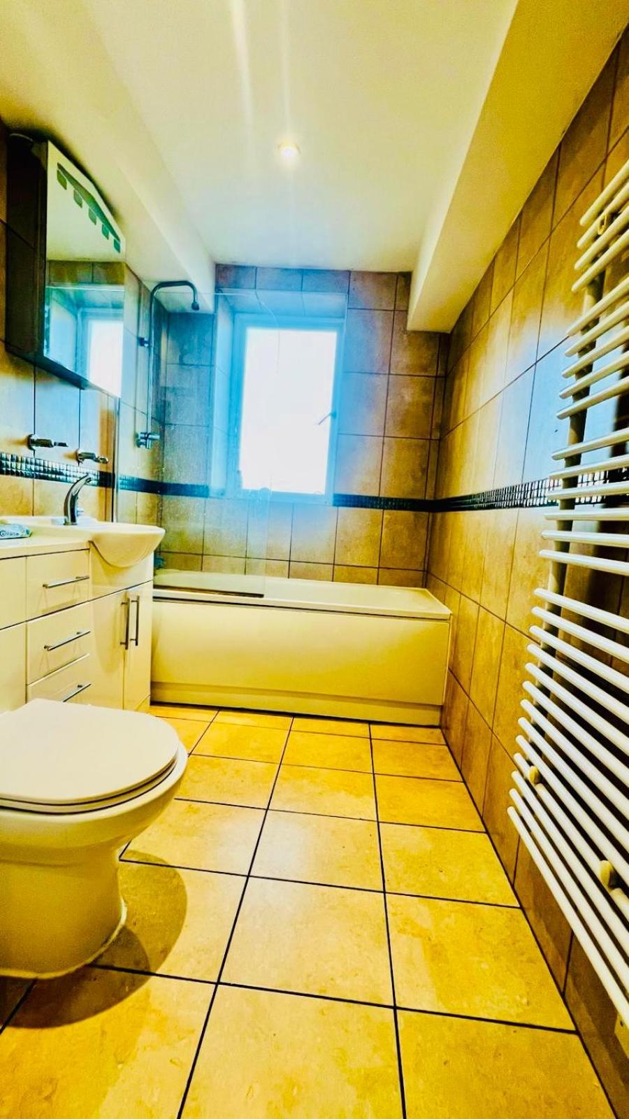City View Sunset Luxurious Apartment In London Zone-1 Including One Family Twin Room With Its Own Stunning Private Terrace المظهر الخارجي الصورة