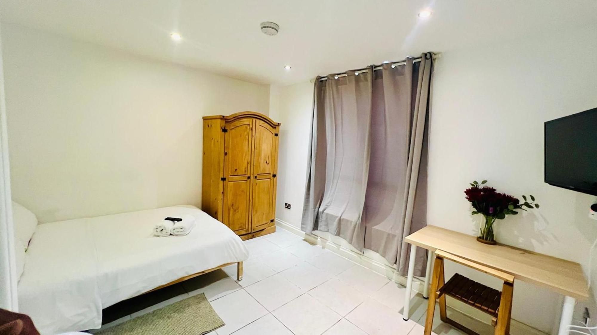 City View Sunset Luxurious Apartment In London Zone-1 Including One Family Twin Room With Its Own Stunning Private Terrace المظهر الخارجي الصورة