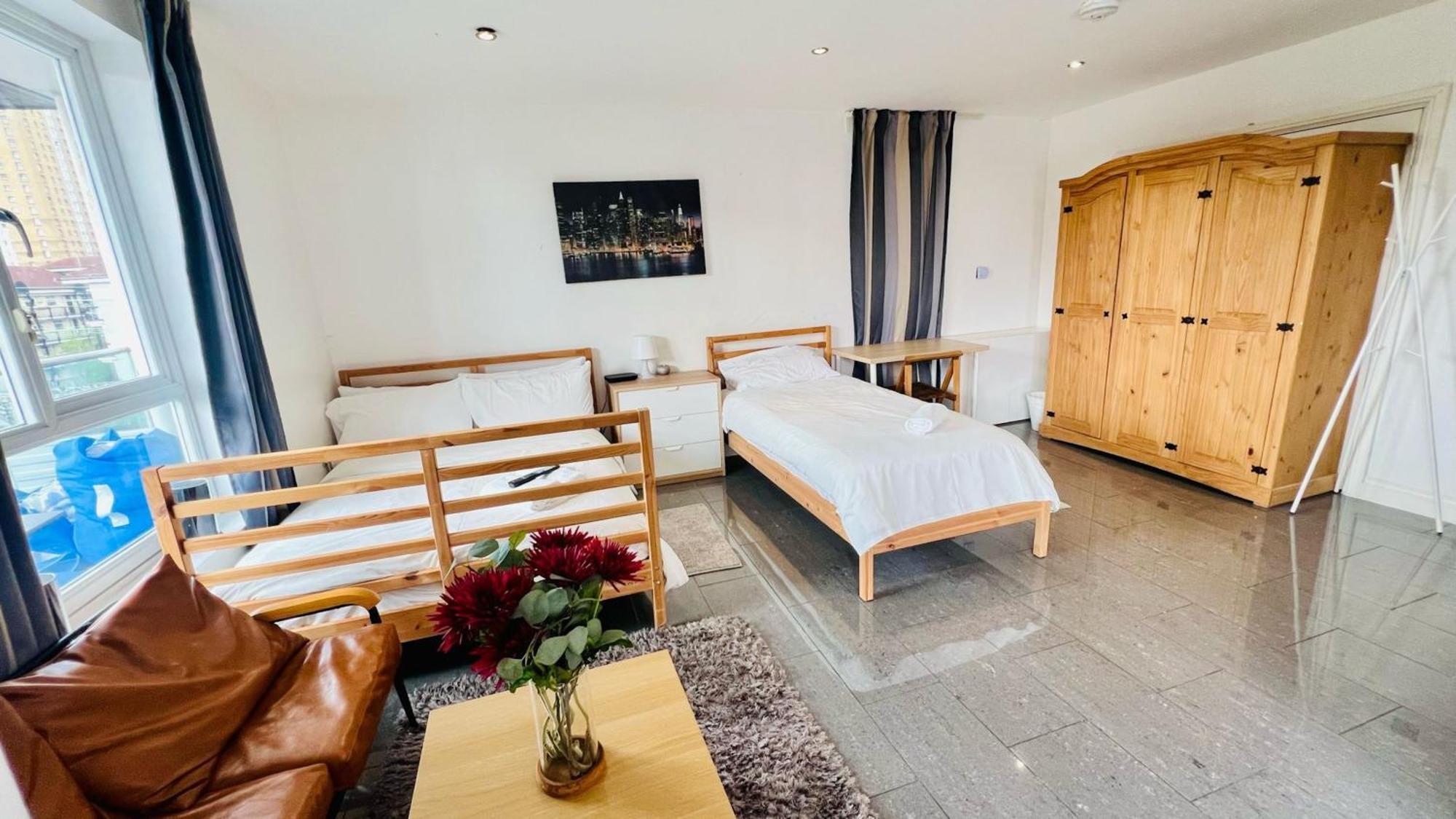 City View Sunset Luxurious Apartment In London Zone-1 Including One Family Twin Room With Its Own Stunning Private Terrace المظهر الخارجي الصورة